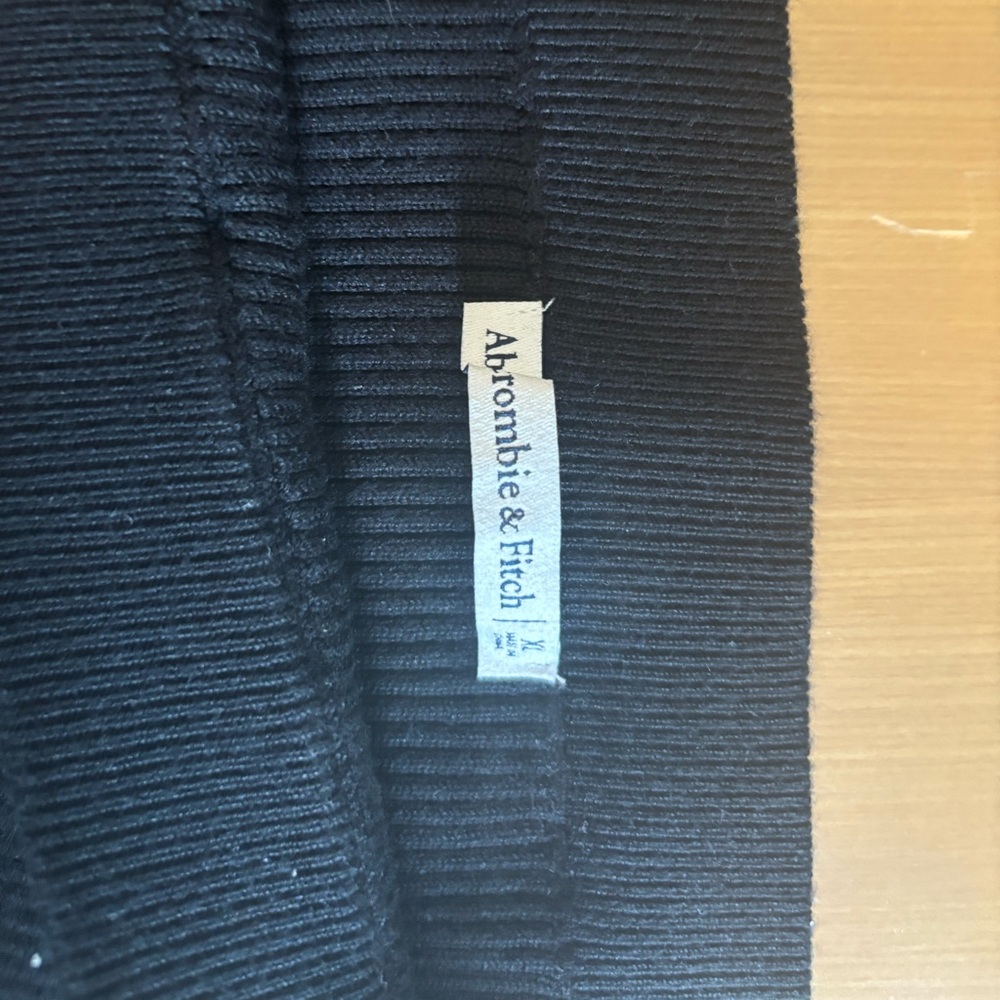 Abercrombie & Fitch black sweater midi skirt